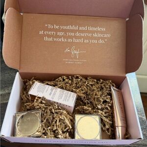 JLO Beauty Bare Essentials Bundle *New Never Used*